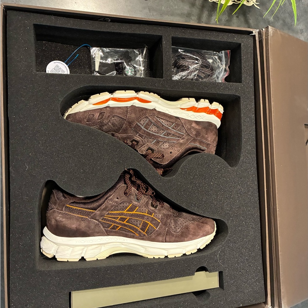 🔥KITH x ASICS🔥 - Picture 15 of 16